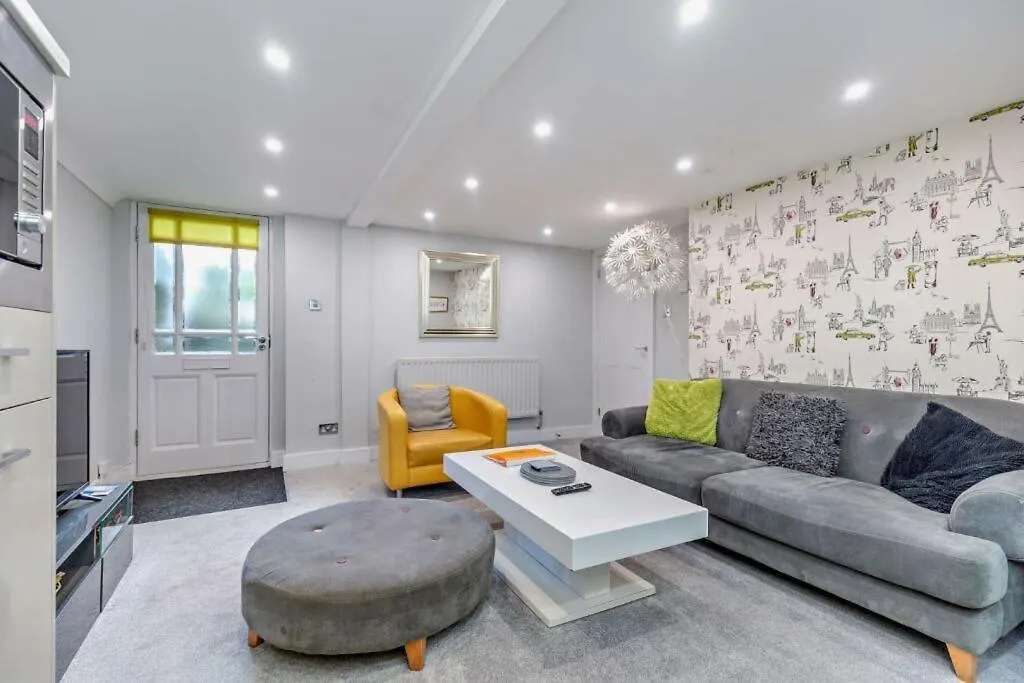 Harrogate Holiday Apartments - Garden Mews
